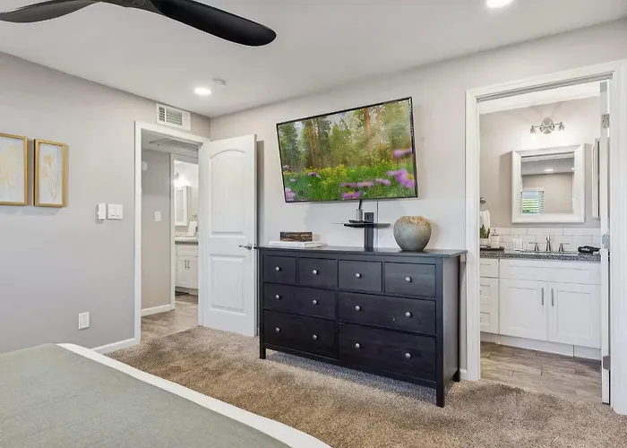 Sage - Game - Walk To Entertainment District Scottsdale